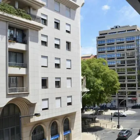 The El Corte Ingles/av Novas Car Parking Apartment